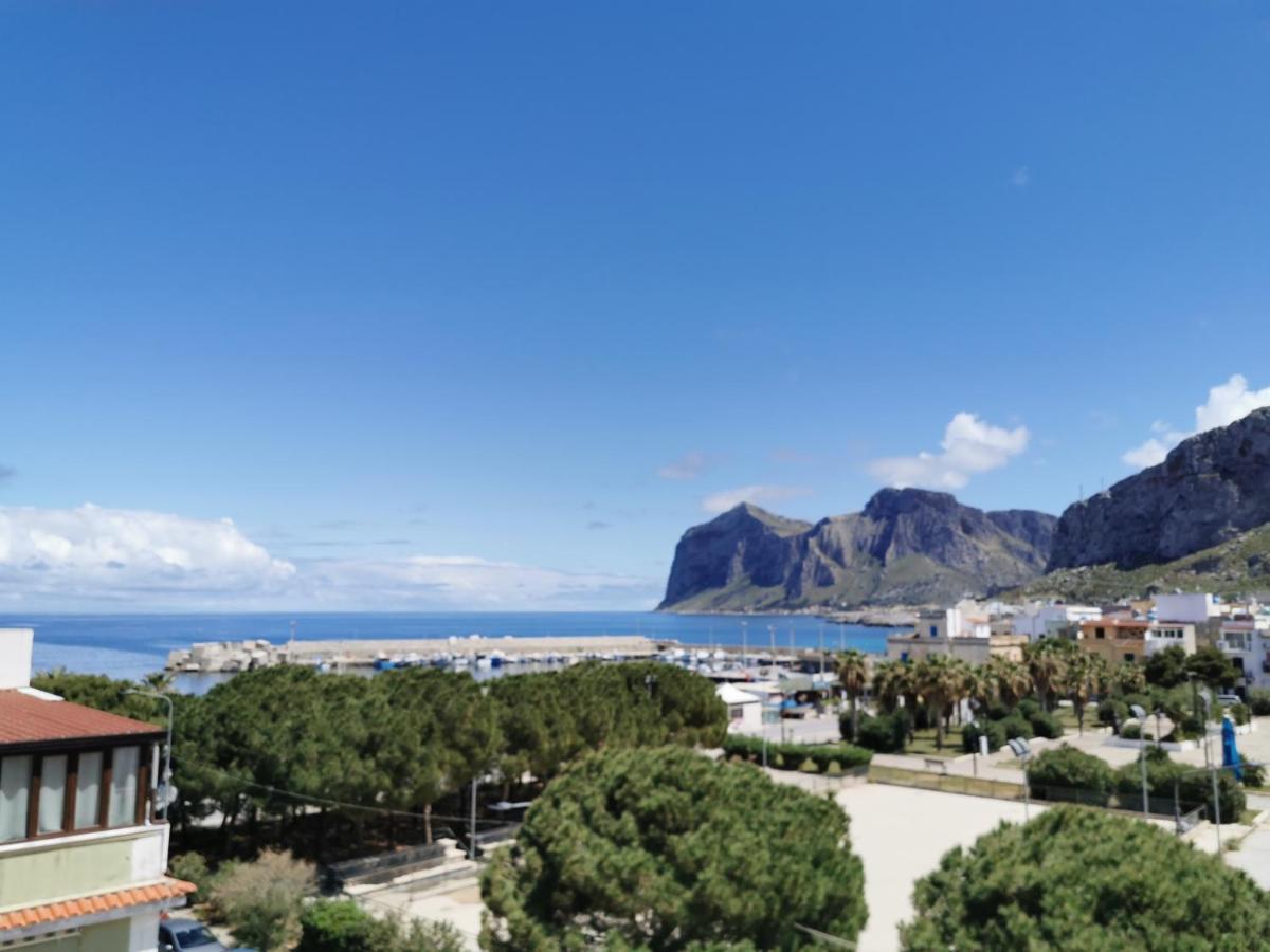 La Terrazza Sul Golfo Bed & Breakfast Isola delle Femmine Bagian luar foto