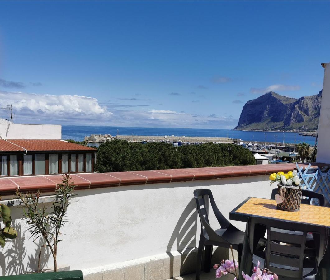 La Terrazza Sul Golfo Bed & Breakfast Isola delle Femmine Bagian luar foto